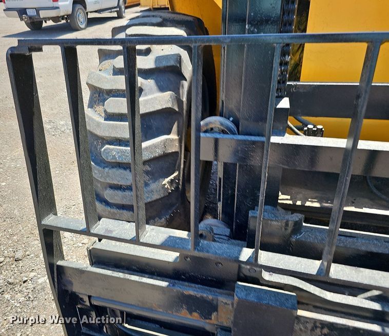 image for item DO2797 Load Lifter 2210-100  forklift