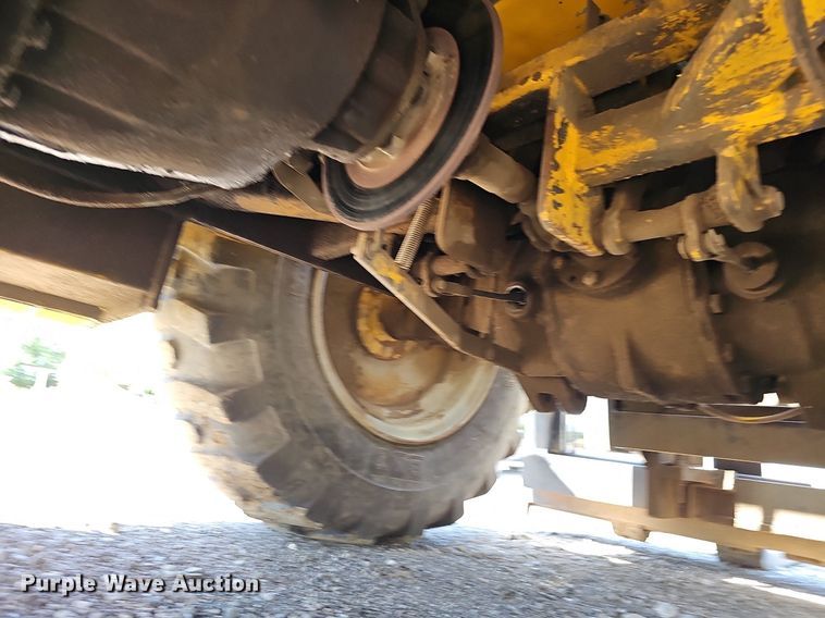 image for item DO2797 Load Lifter 2210-100  forklift