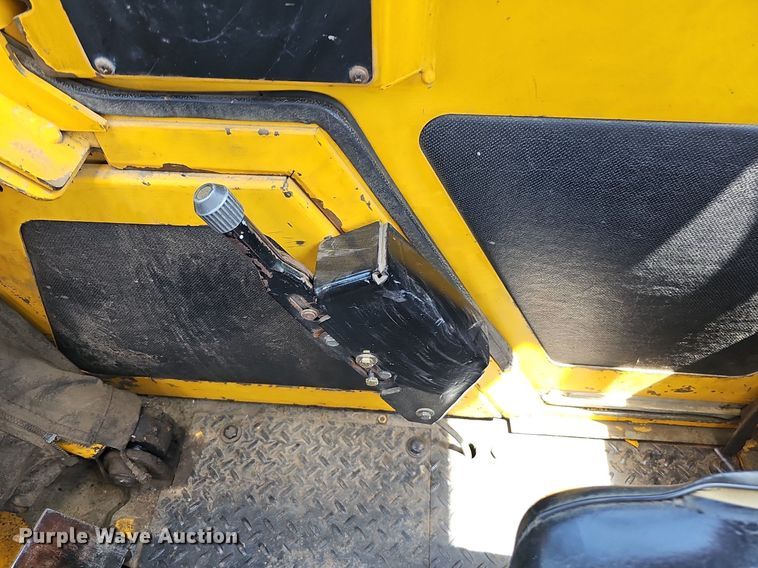 image for item DO2797 Load Lifter 2210-100  forklift