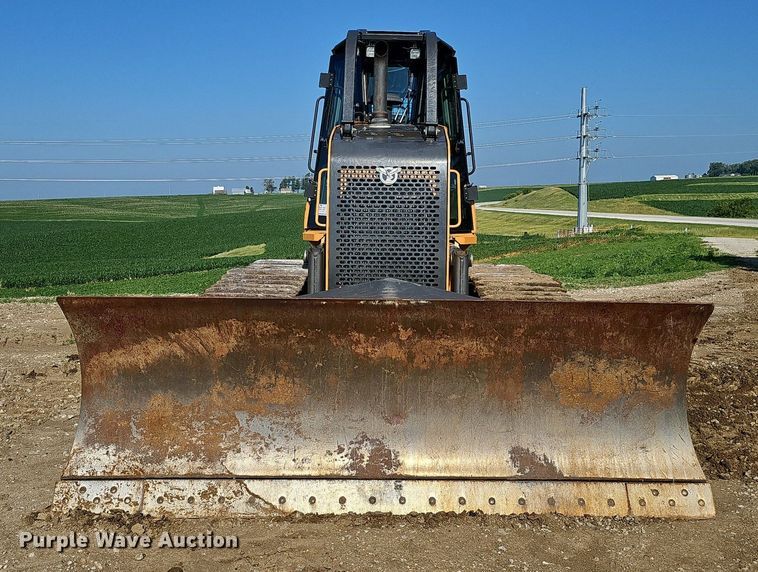 image for item DO2798 2017 Case 1150M WT  dozer