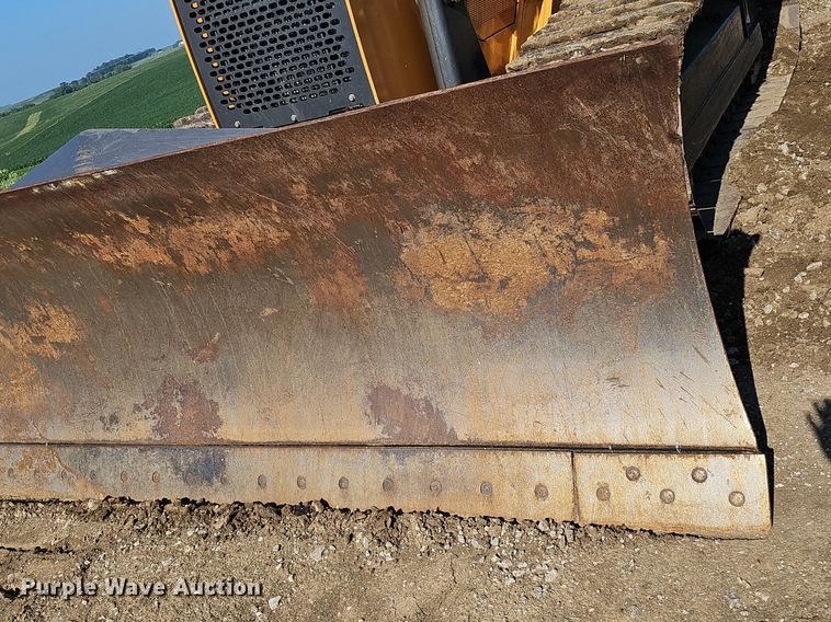 image for item DO2798 2017 Case 1150M WT  dozer