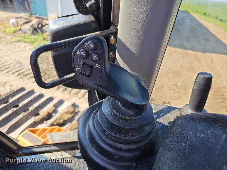 image for item DO2798 2017 Case 1150M WT  dozer