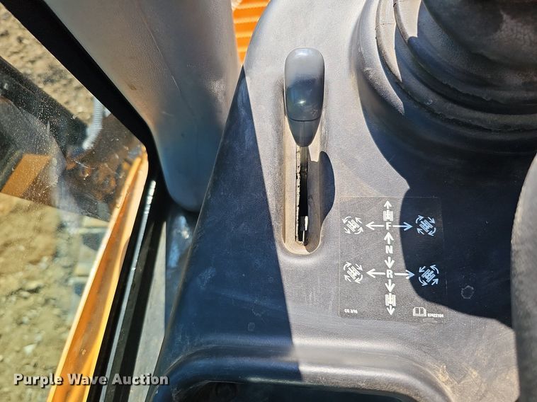 image for item DO2798 2017 Case 1150M WT  dozer