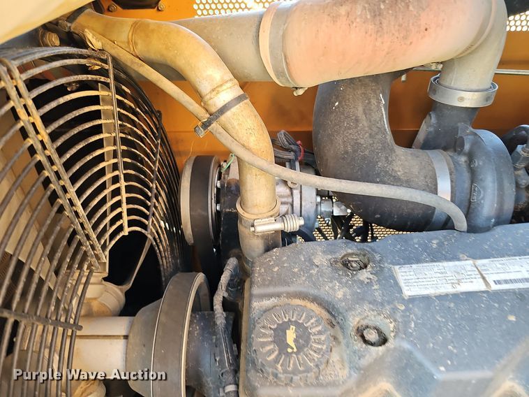 image for item DO2798 2017 Case 1150M WT  dozer