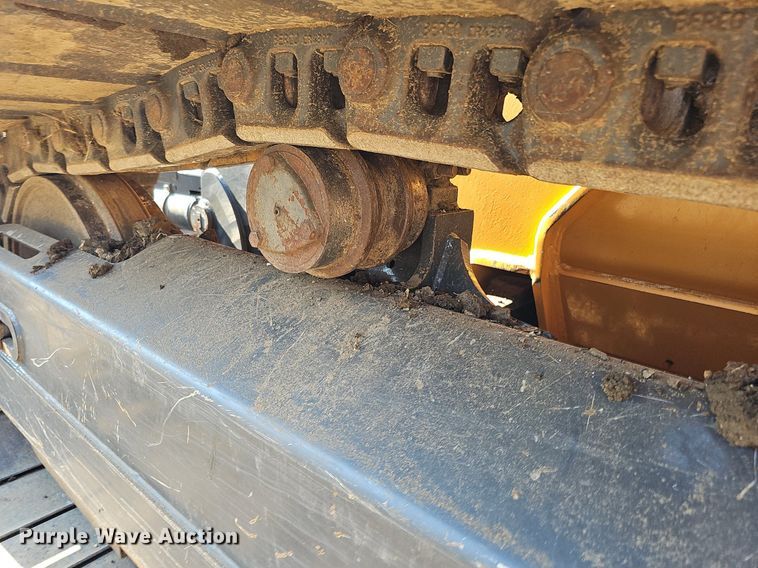 image for item DO2798 2017 Case 1150M WT  dozer