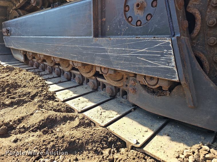 image for item DO2798 2017 Case 1150M WT  dozer