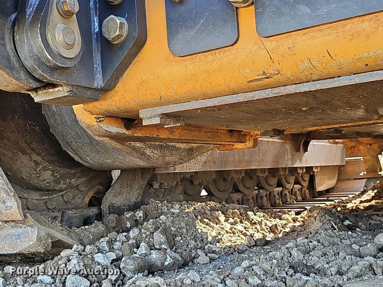 image for item DO2798 2017 Case 1150M WT  dozer