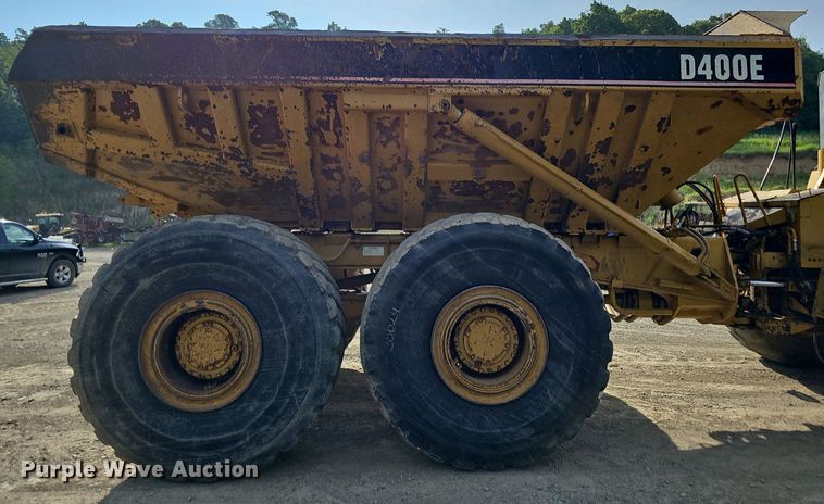 image for item DO2799 1997 Caterpillar D400E  haul truck
