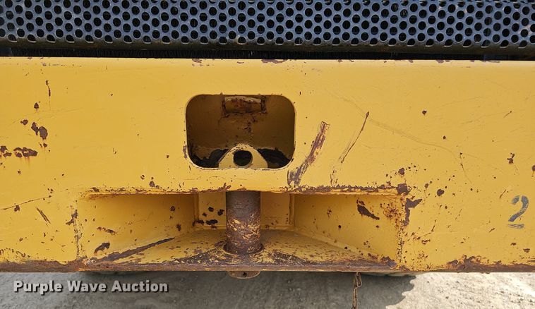 image for item DO2799 1997 Caterpillar D400E  haul truck