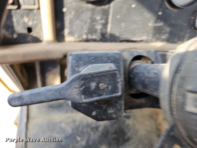 image for item DO2799 1997 Caterpillar D400E  haul truck