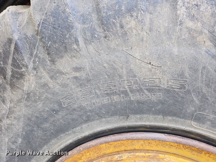 image for item DO2799 1997 Caterpillar D400E  haul truck