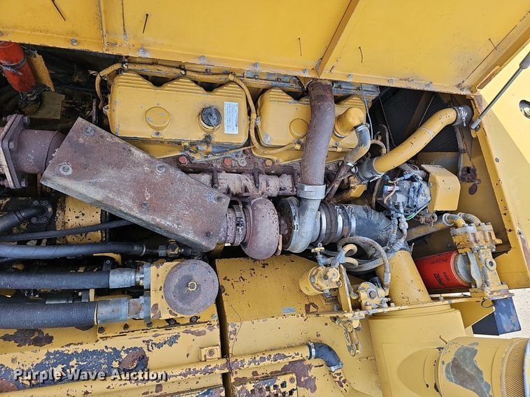 image for item DO2799 1997 Caterpillar D400E  haul truck