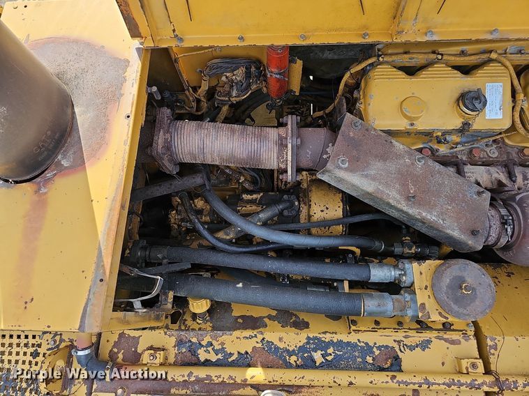 image for item DO2799 1997 Caterpillar D400E  haul truck