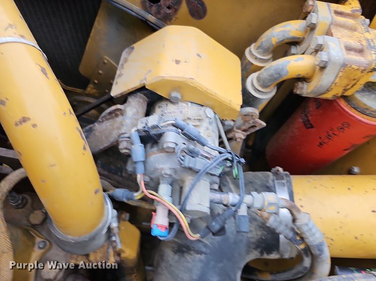 image for item DO2799 1997 Caterpillar D400E  haul truck