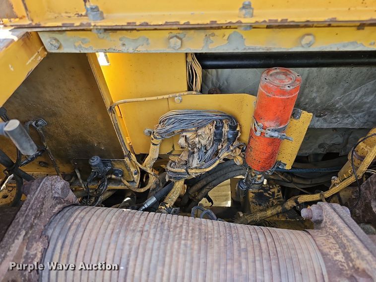 image for item DO2799 1997 Caterpillar D400E  haul truck