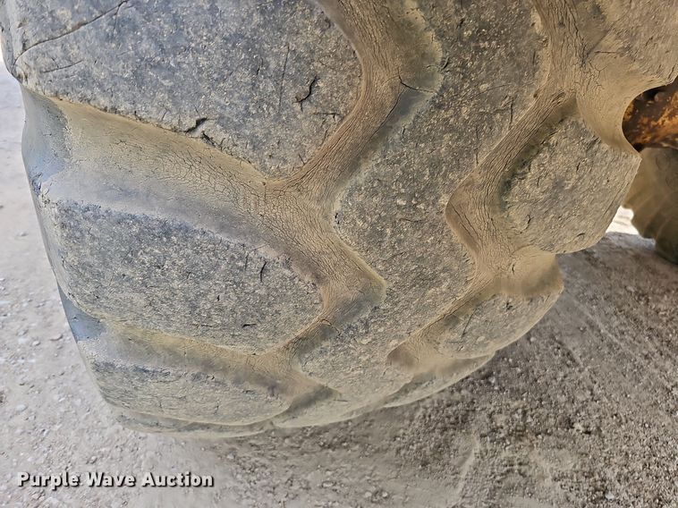 image for item DO2799 1997 Caterpillar D400E  haul truck