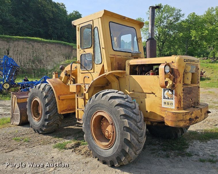 image for item DO2800 1971 Caterpillar 950  wheel loader