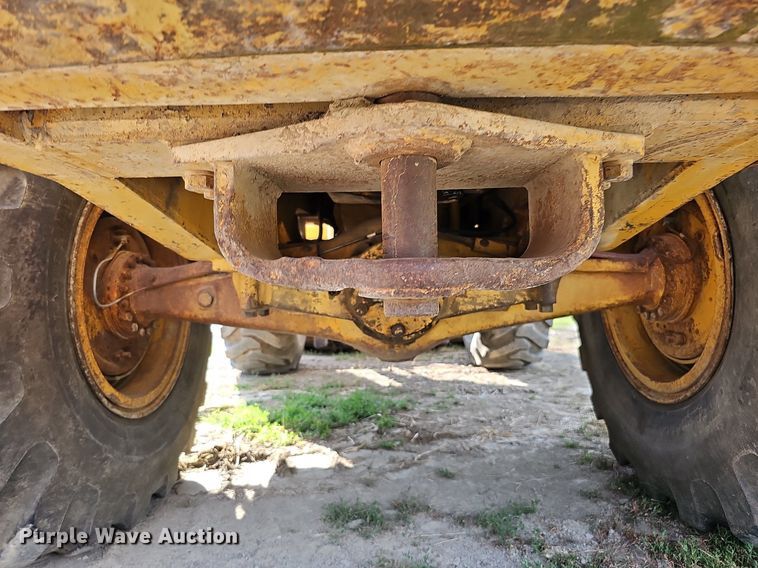 image for item DO2800 1971 Caterpillar 950  wheel loader