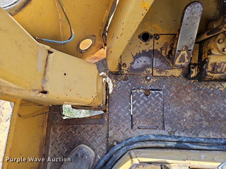 image for item DO2800 1971 Caterpillar 950  wheel loader