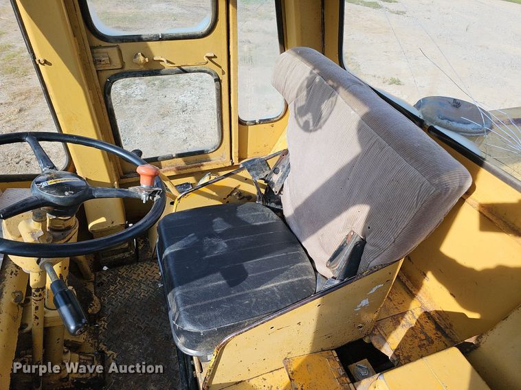 image for item DO2800 1971 Caterpillar 950  wheel loader