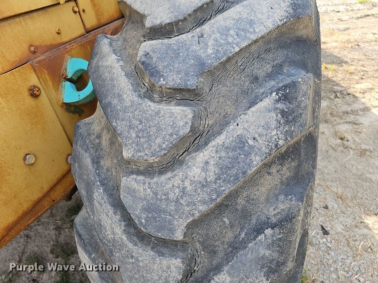 image for item DO2800 1971 Caterpillar 950  wheel loader