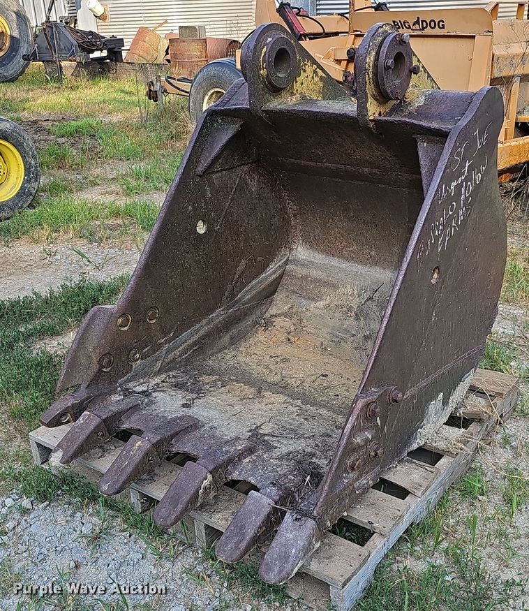 image for item DO2802 Excavator bucket