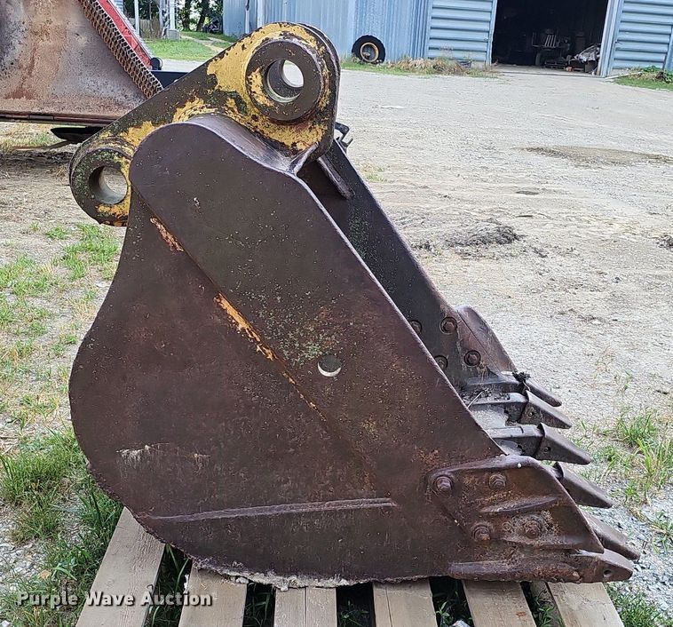 image for item DO2802 Excavator bucket