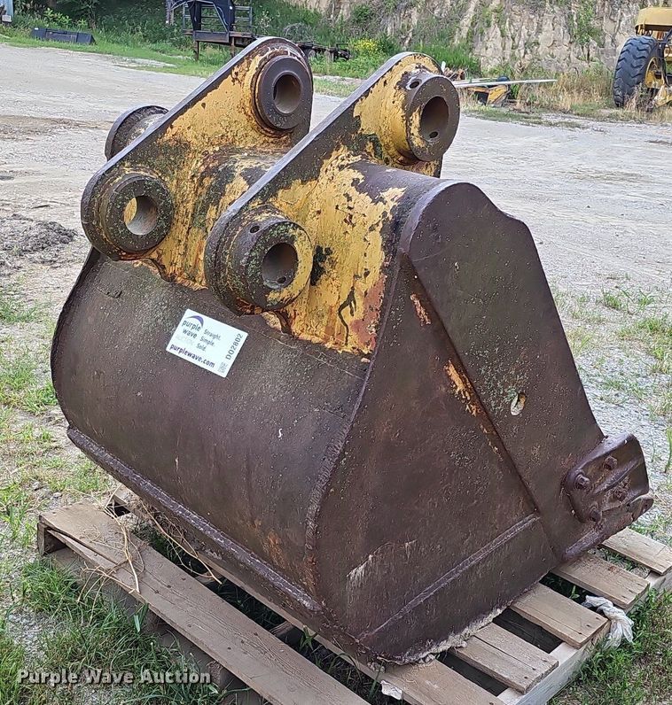 image for item DO2802 Excavator bucket
