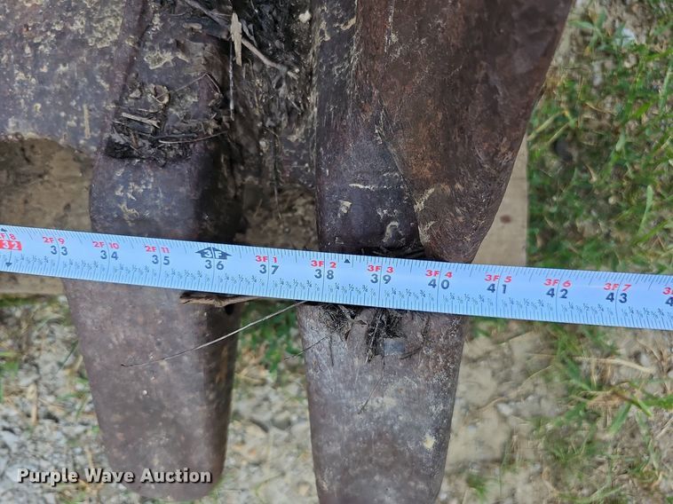 image for item DO2802 Excavator bucket