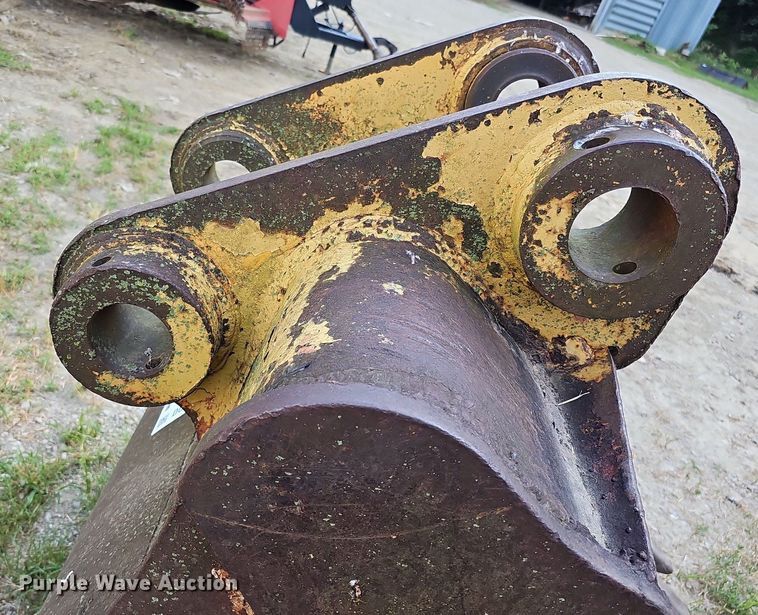 image for item DO2802 Excavator bucket