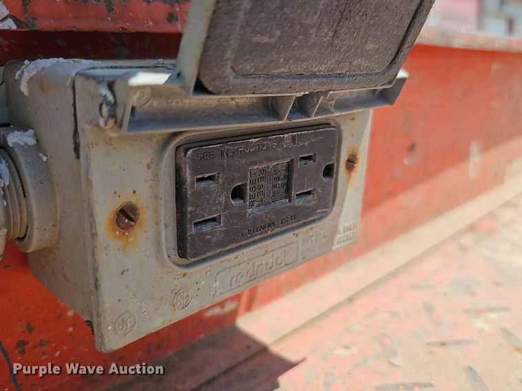 image for item DO2818 Skyjack SJIII 3226  scissor lift