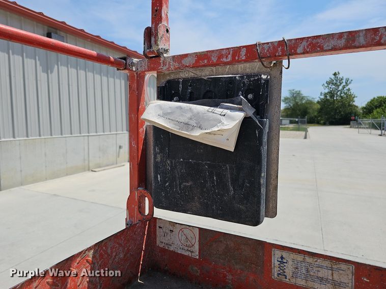 image for item DO2818 Skyjack SJIII 3226  scissor lift