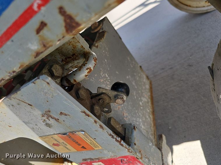 image for item DO2818 Skyjack SJIII 3226  scissor lift