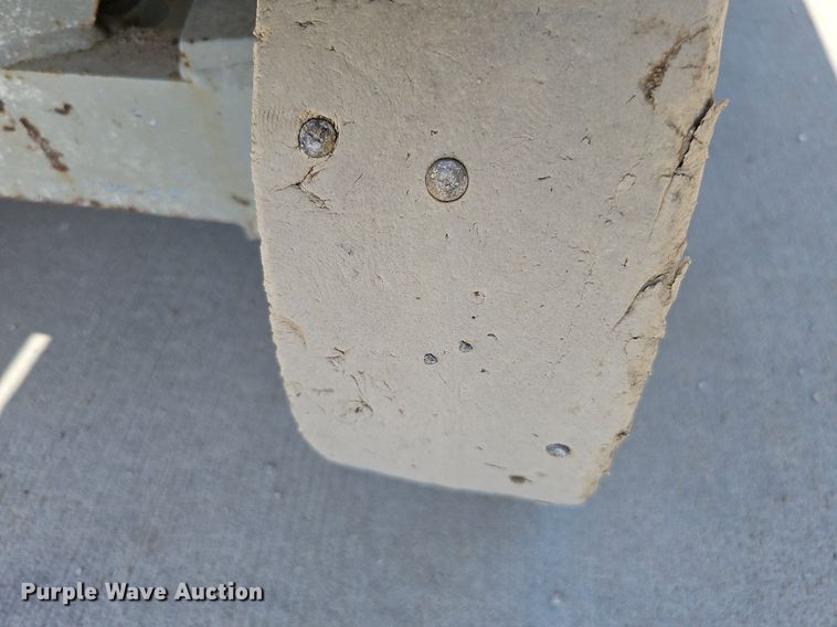 image for item DO2818 Skyjack SJIII 3226  scissor lift