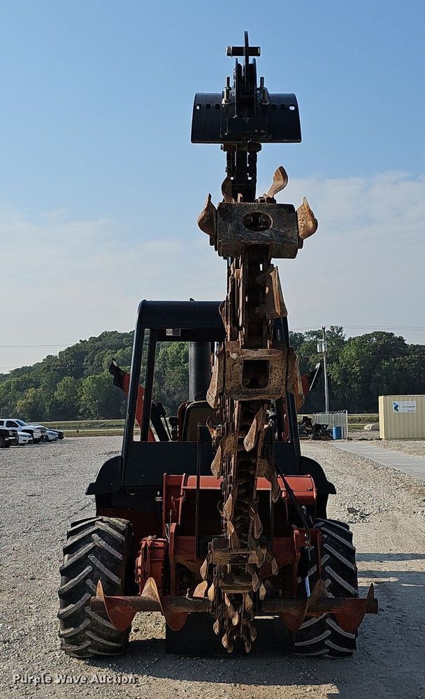 image for item DO2838 2007 Ditch Witch RT95  trencher