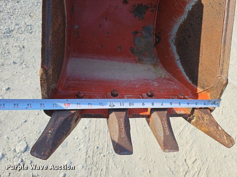 image for item DO2838 2007 Ditch Witch RT95  trencher