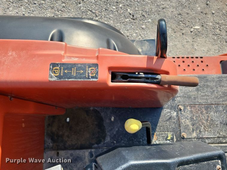 image for item DO2838 2007 Ditch Witch RT95  trencher