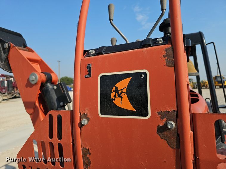 image for item DO2838 2007 Ditch Witch RT95  trencher