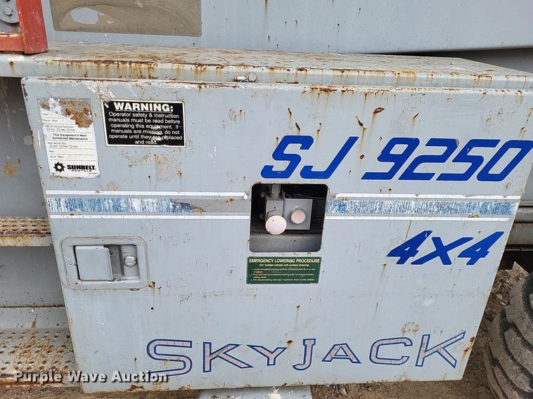 image for item DO3637 2000 Skyjack SJ9250  scissor lift
