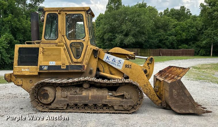 image for item DO5056 1991 Caterpillar 953  track loader