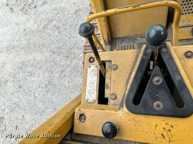 image for item DO5056 1991 Caterpillar 953  track loader