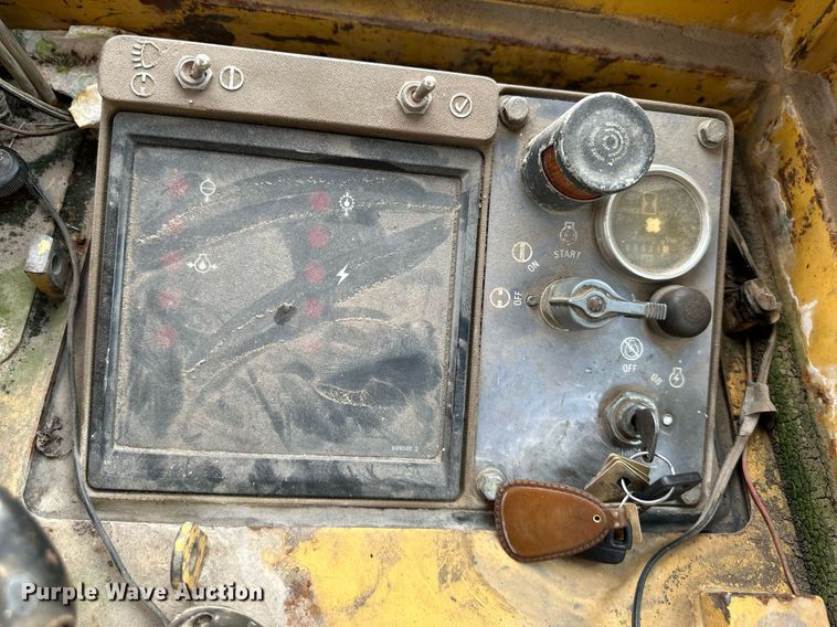 image for item DO5056 1991 Caterpillar 953  track loader