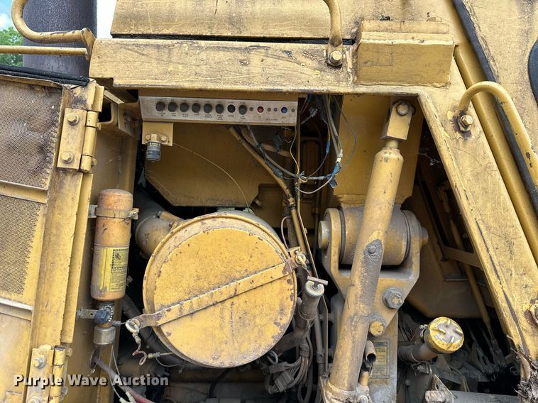 image for item DO5056 1991 Caterpillar 953  track loader