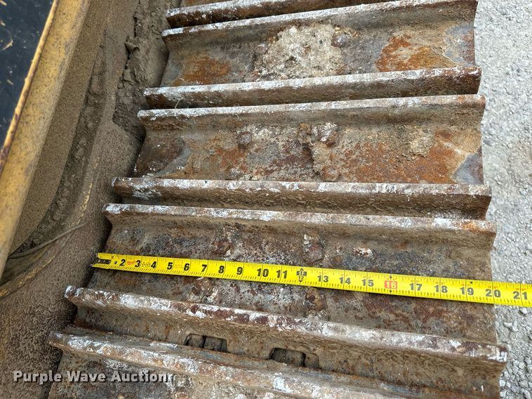 image for item DO5056 1991 Caterpillar 953  track loader