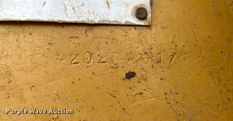 image for item DO5056 1991 Caterpillar 953  track loader