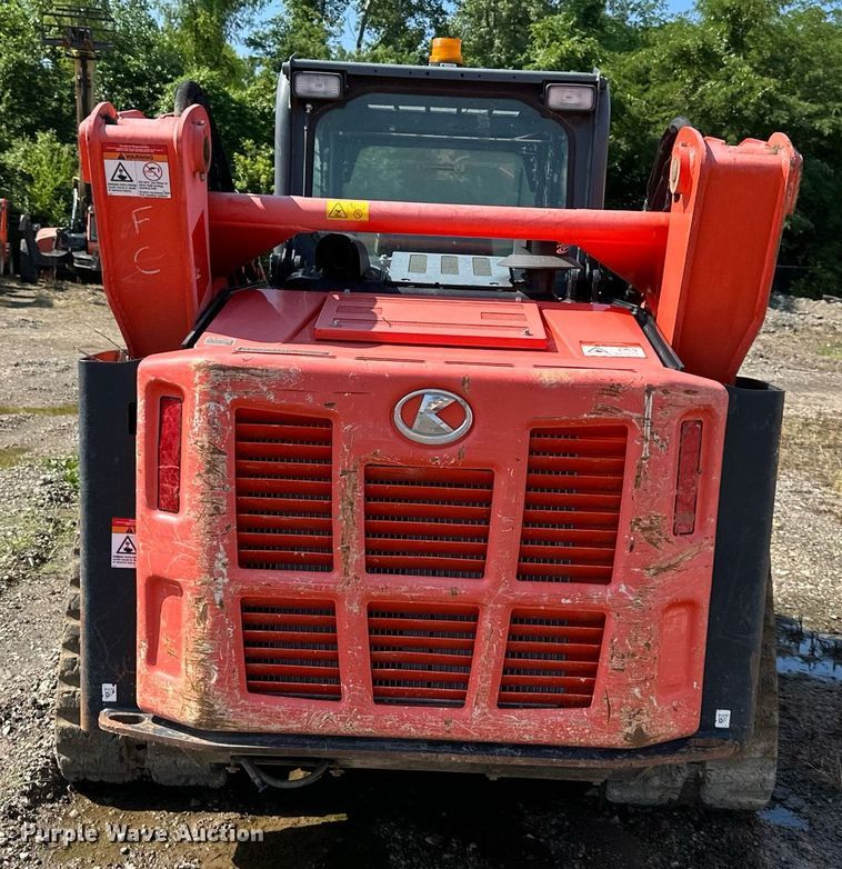 image for item DO5057 2017 Kubota SVL95-2S  tracked skid steer loader