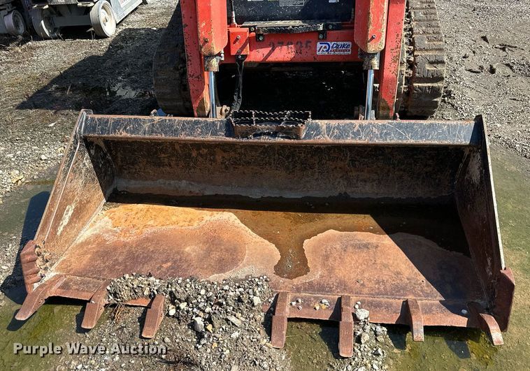 image for item DO5057 2017 Kubota SVL95-2S  tracked skid steer loader