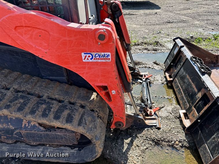image for item DO5057 2017 Kubota SVL95-2S  tracked skid steer loader