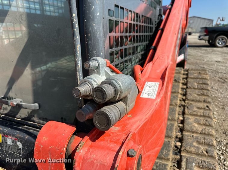 image for item DO5057 2017 Kubota SVL95-2S  tracked skid steer loader