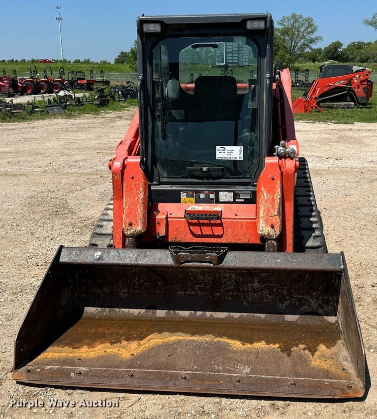 image for item DO5059 2019 Kubota SVL75-2  tracked skid steer loader